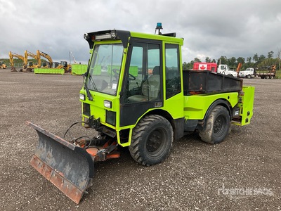 2003 Holder C978H Municipal Tractor