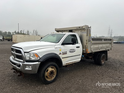 2016 Ram 5500 SLT 4x4 Autocarro ribaltabile