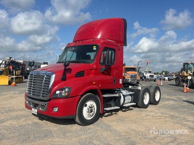 2016 Freightliner Cascadia 113 6x4 Tracteur routier