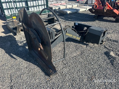 Landhonor 42 in Articulating Skid Steer Brush Cutter