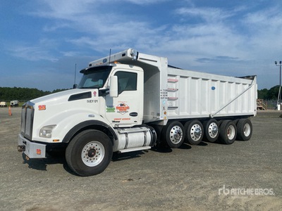2018 Kenworth T880 12x4 T/A Dump Truck