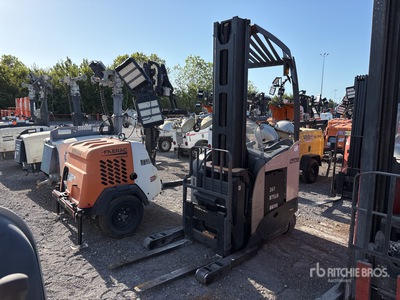 2014 Crown RM6025-45 4500 lb Wózek wysokiego składowania
