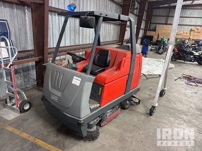 2019 Powerboss Ride-On جهاز تنظيف الأرضيات