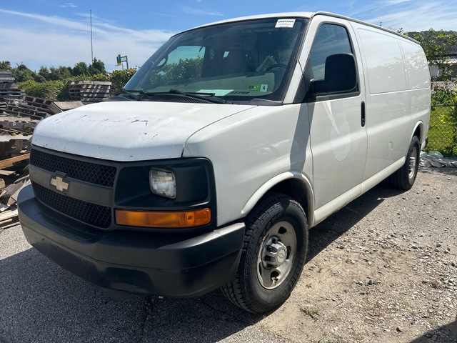 2010 Chevrolet 2500 4x2 Van Truck 2010 Chevrolet 2500 4x2 Van Truck