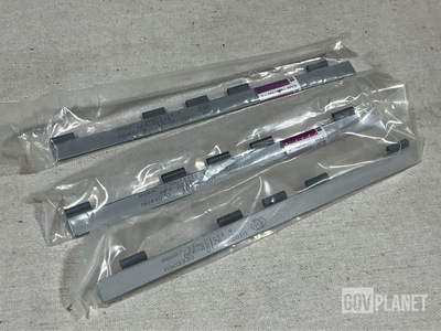 (6) GKN Aerospace 338671-11 Half Hinges