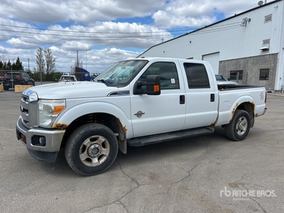 2013 Ford F-250 XLT 4x4 Crew Cab Pickup