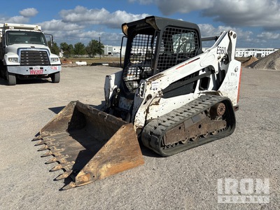 2015 Bobcat T590 Compact Track Loader