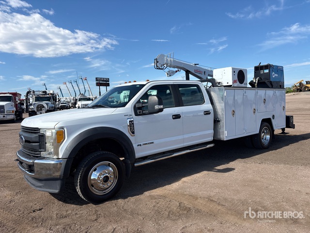 2017 Ford F-550 XL 4x4 Crew Cab Service Truck