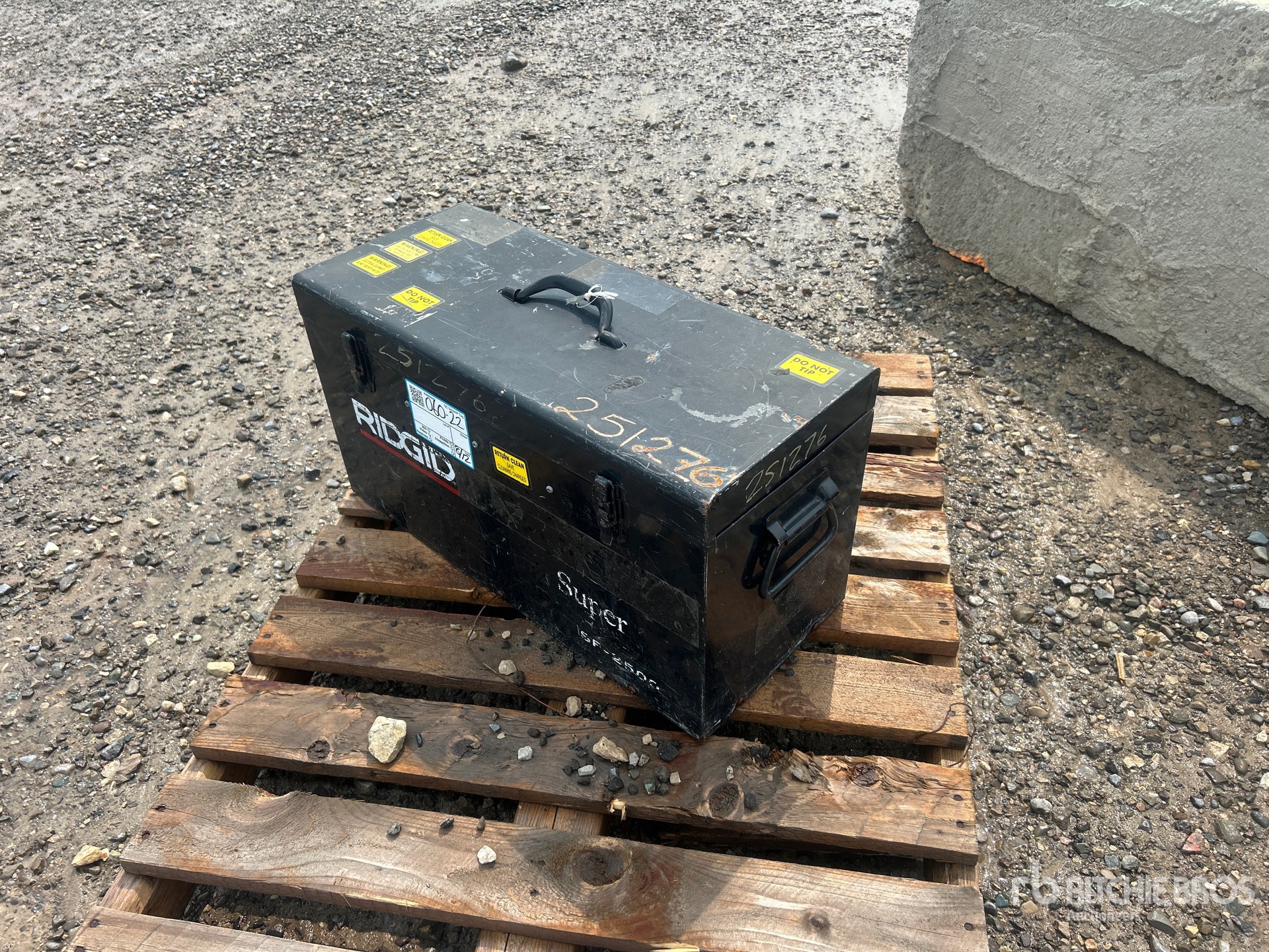 Rigid SF-2500 Pipe Freezing Unit