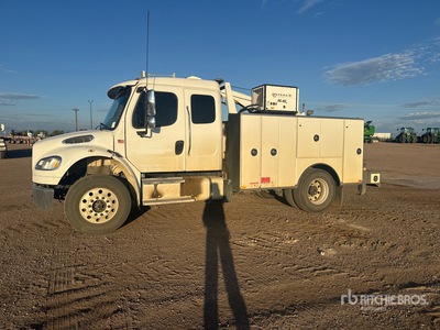 2015 Freightliner M2 106 4x2 Service Truck