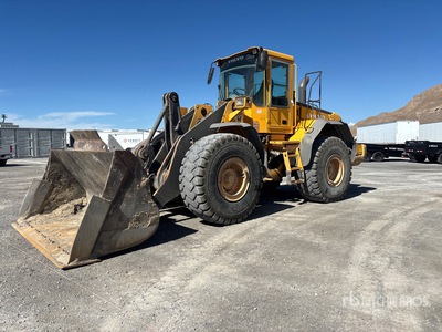 2002 Volvo L120E جرافة