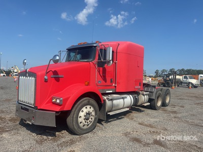 2015 Kenworth T800 6x4 T/A Sleeper Truck Tractor