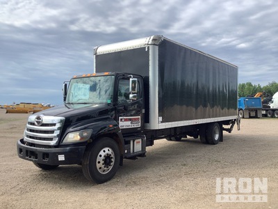 2017 Hino 268 4x2 Camion fourgon