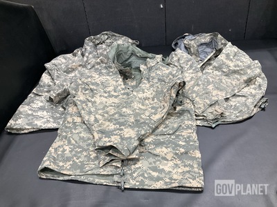 (99) Cold Weather Jackets & (40) Cold Weather Parkas
