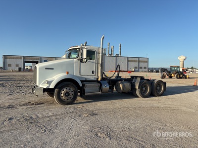 2013 Kenworth T800 6x4 Cabeza Tractora Cabina Corta