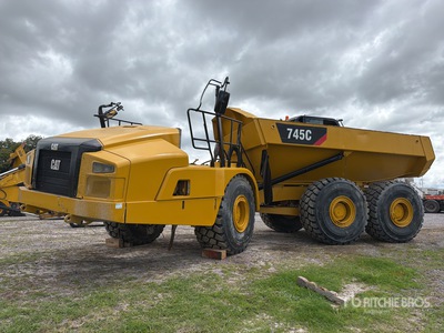 2015 Cat 745C Camion Articulado / Articulated Dump Truck (Inoperable)