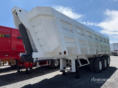 2000 Vilchis Pegaso 30 ft Tri/A Semirremolque de Volteo / End Dump Trailer