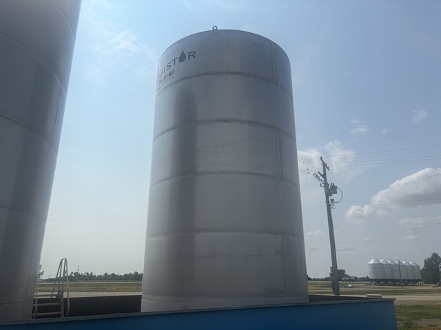 Meridian SSK1630L 38 160 gal Liquid Fertilizer Nurse Tank