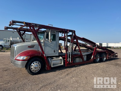2007 Peterbilt 340 شاحنة نقل سيارات