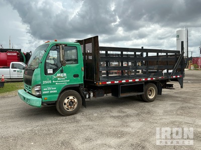 2007 GMC W4 4x2 شاحنة مسطحة