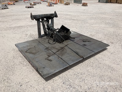 Quantity of (1) Lifting platform