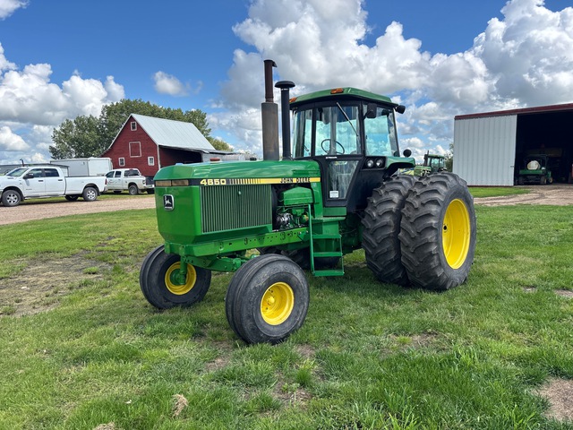 1983 John Deere 4650 2WD Tractor 1983 John Deere 4650 2WD Tractor