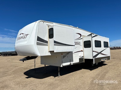 2006 Durango 325 BHXP 32 ft T/A Travel Trailer