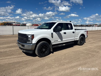 2017 Ford F-250 XL 4x4 Crew Cab Pickup