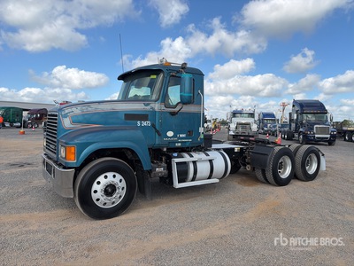2015 Mack CHU613 6x4 T/A Day Cab Truck Tractor