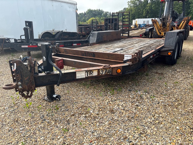 2004 Towmaster T-12T 16 ft T/A Tilt Deck Trailer 2004 Towmaster T-12T 16 ft T/A Tilt Deck Trailer