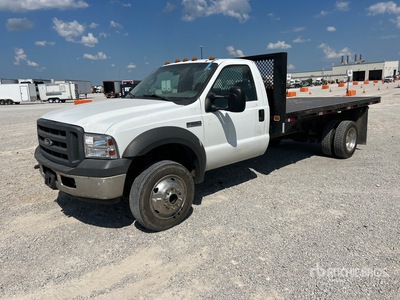 2005 Ford F-550 XL 4x4 Flatbed Truck