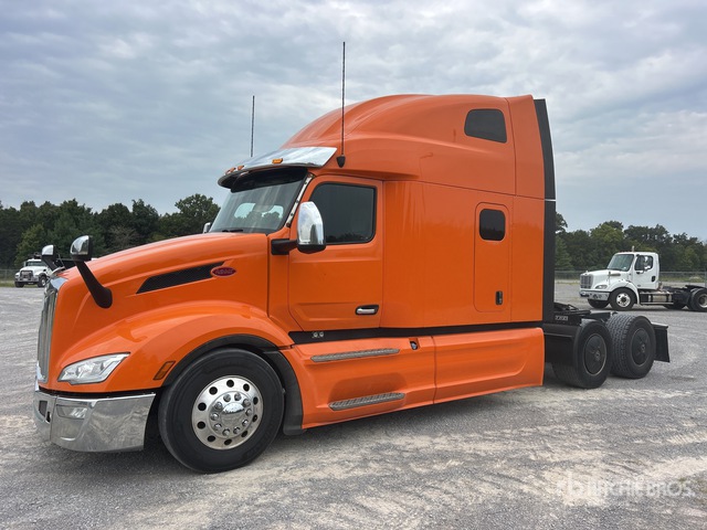 2023 Peterbilt 579 6x4 T/A Sleeper Truck Tractor