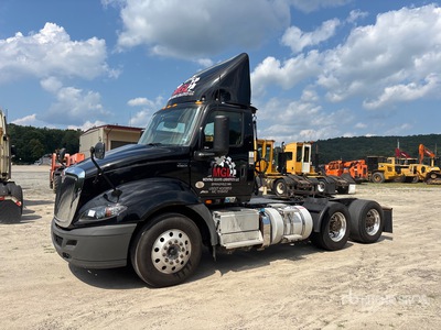 2019 International RH613 6x4 Cabeza Tractora Cabina Corta