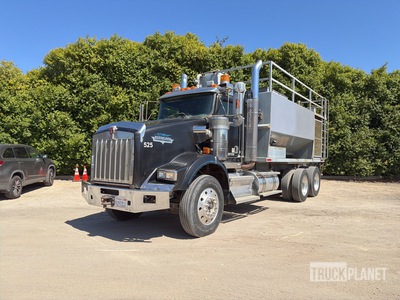 Kenworth T800 3000 gal 6x4 Ciężarówka z hydrosiewnikiem