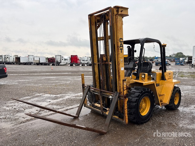 Cat RC60 4x2 Rough Terrain Forklift