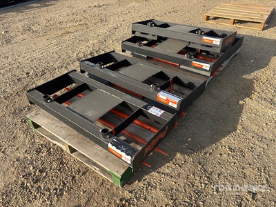 Quantity of (5) PABREAK GCC56 45 in Skid Steer Bale Spear