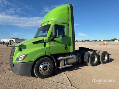 2021 Freightliner Cascadia 116 6x4 T/A Dagcabine Trekker