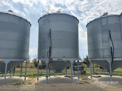 Westeel-Rosco +/- 1830 bu 5 Ring Hopper Grain Bin