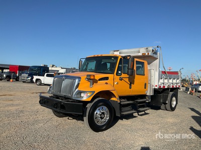 2007 International 7400 SFA 4x2 Crew Cab 4x2 S/A Dump Truck