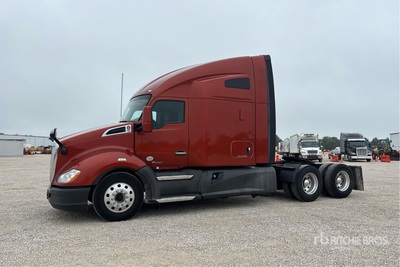 2019 Kenworth T680 6x4 Sleeper Prime Mover
