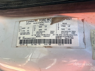 2005 Ford F-650 4x2 Service Truck