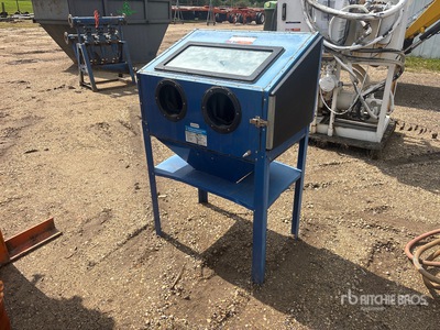 Powerfist Cabinet Sand Blaster