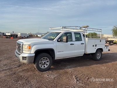 2016 GMC Sierra HD 4x4 Utility Truck