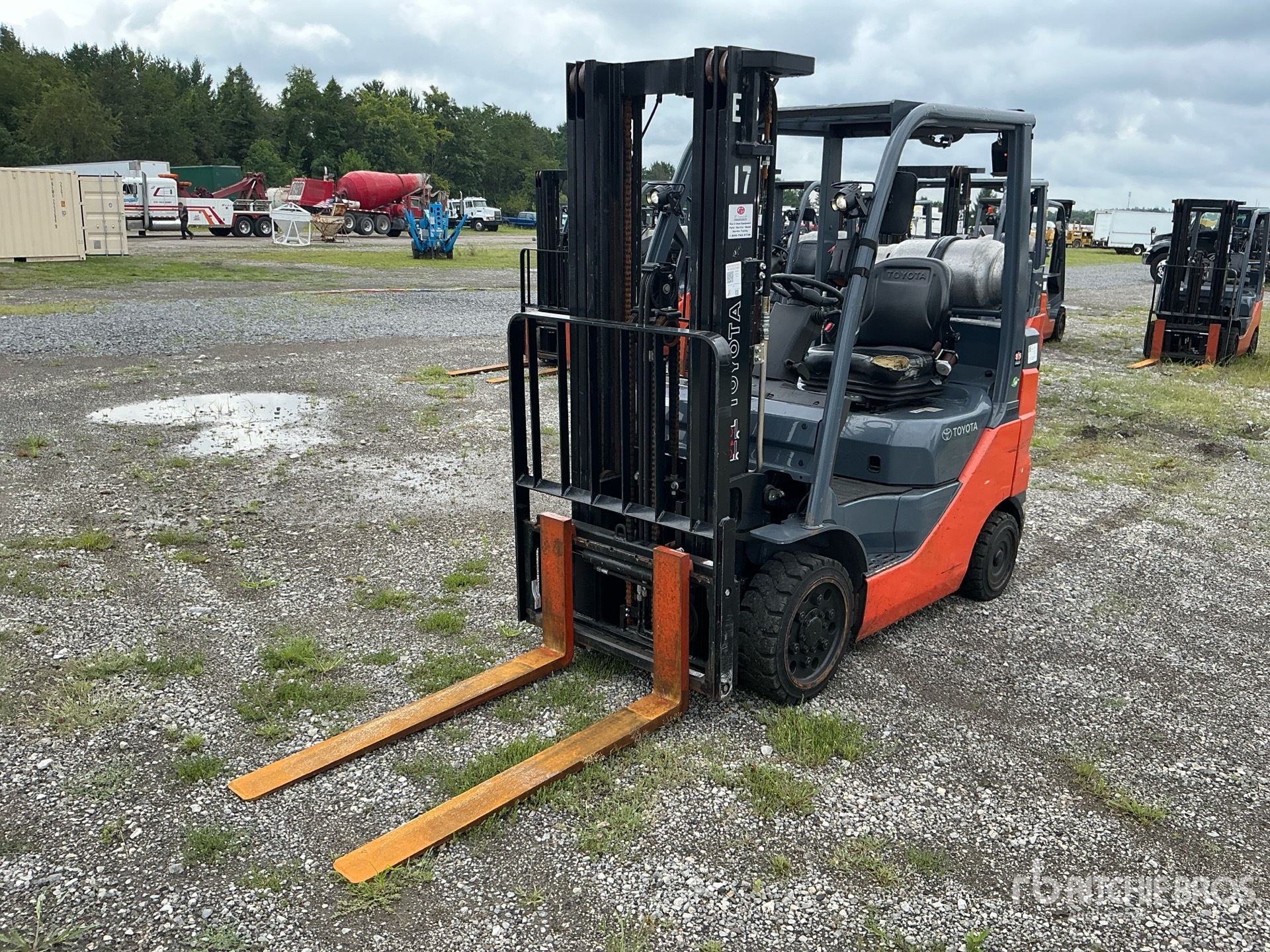 2023 Toyota 50-8FGCU25 4500 lb Cushion Tire Wózek widłowy