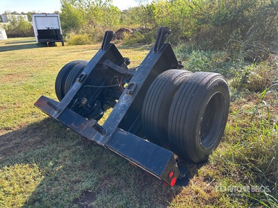 2014 Fontaine S/A Booster Axle