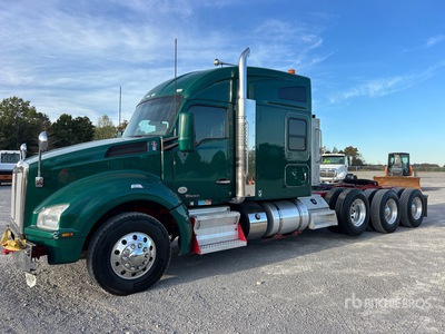 2019 Kenworth T880 8x4 Tri/A Sleeper Truck Tractor