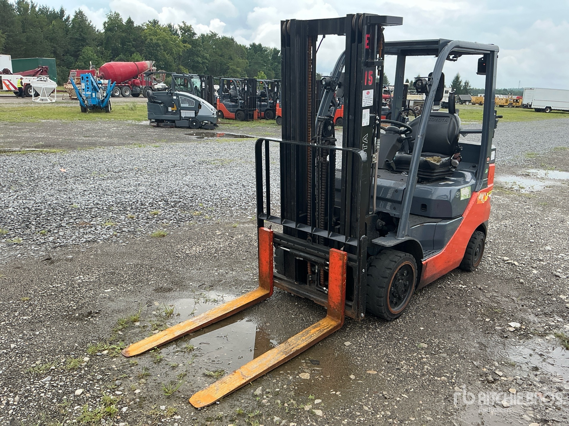 2023 Toyota 50-8FGCU25 4500 lb Cushion Tire Wózek widłowy