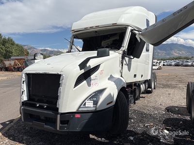 2023 Volvo VNL760 6x4 T/A Sleeper Truck Tractor (Inoperable)