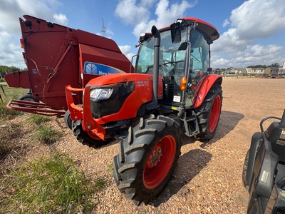 2022 Kubota M4D-071HDC12 4WD Utility Tractor (Inoperable)