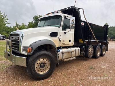 2026 Mack Granite Camion à benne basculante Tri/E